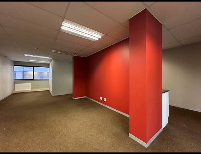418M² OFFICE TO LET IN SANDTON CENTRAL